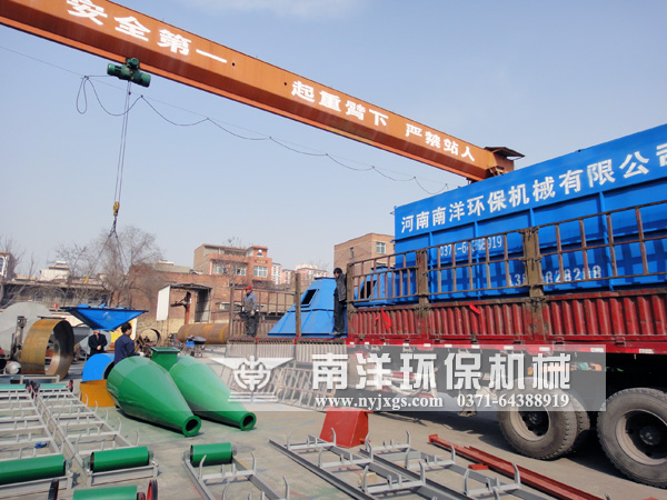 除塵器（qì）吊裝現場