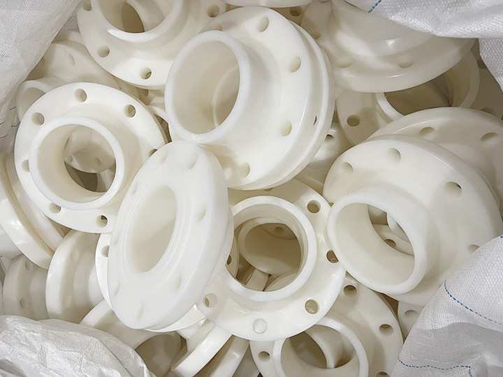 白PE帶（dài）頸法（fǎ）蘭