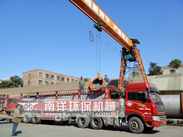 吊（diào）裝進料組件