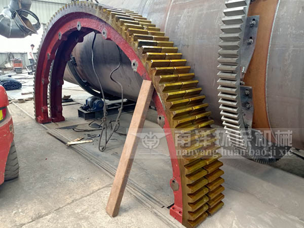 蘭（lán）炭（tàn）烘幹機大齒圈