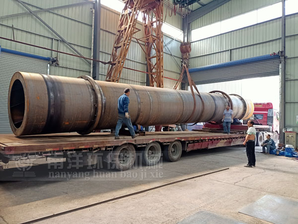 秸稈（gǎn）烘幹機發貨（huò）現場